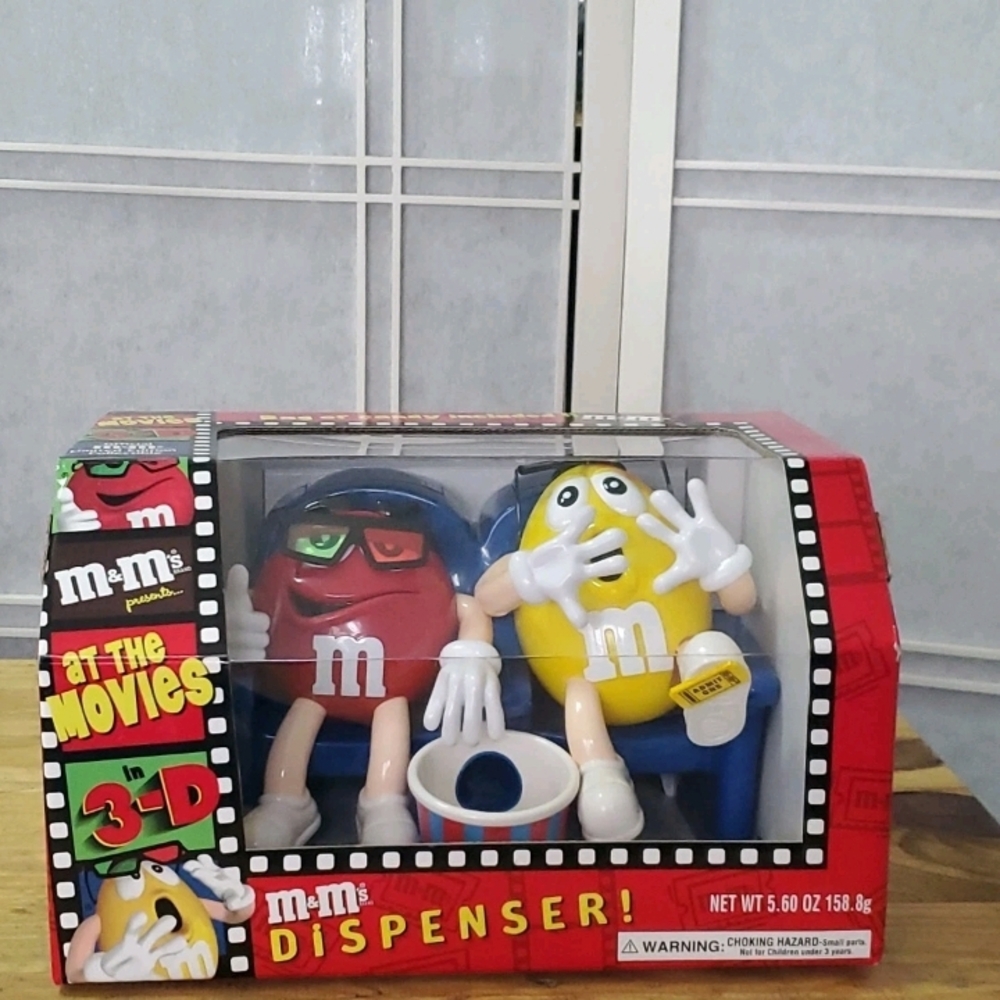 M&M's 3D Movie Dispenser - Red and Yellow